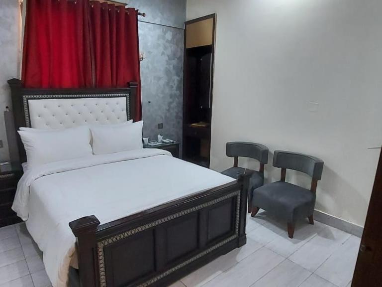Elet Business Hotel Karachi Exterior photo